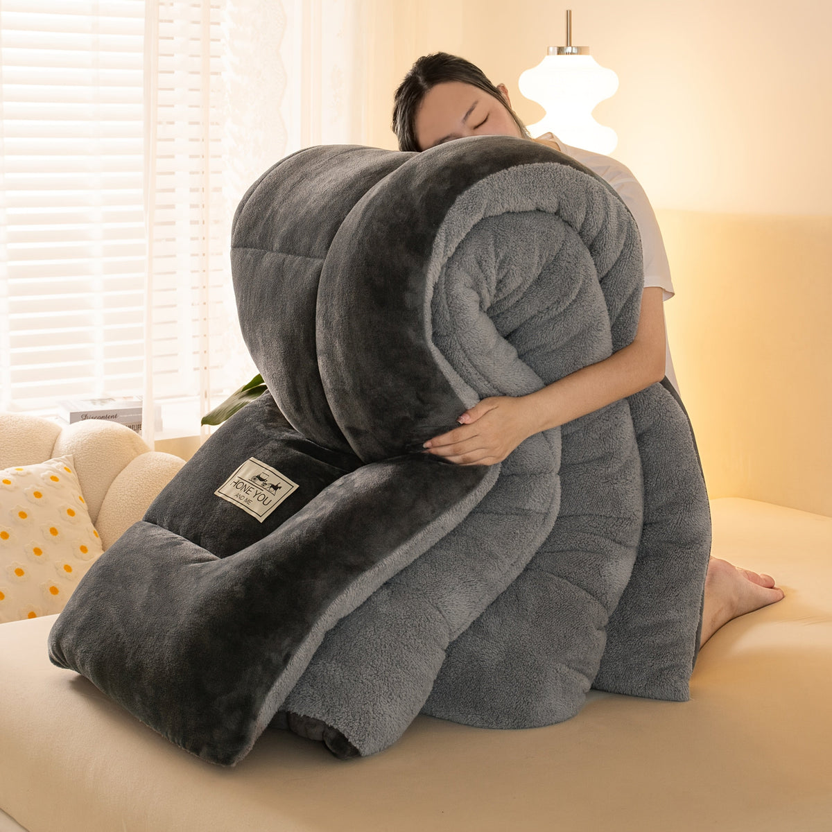 Double-Sided Lamb Fleece Comforter — Dulune