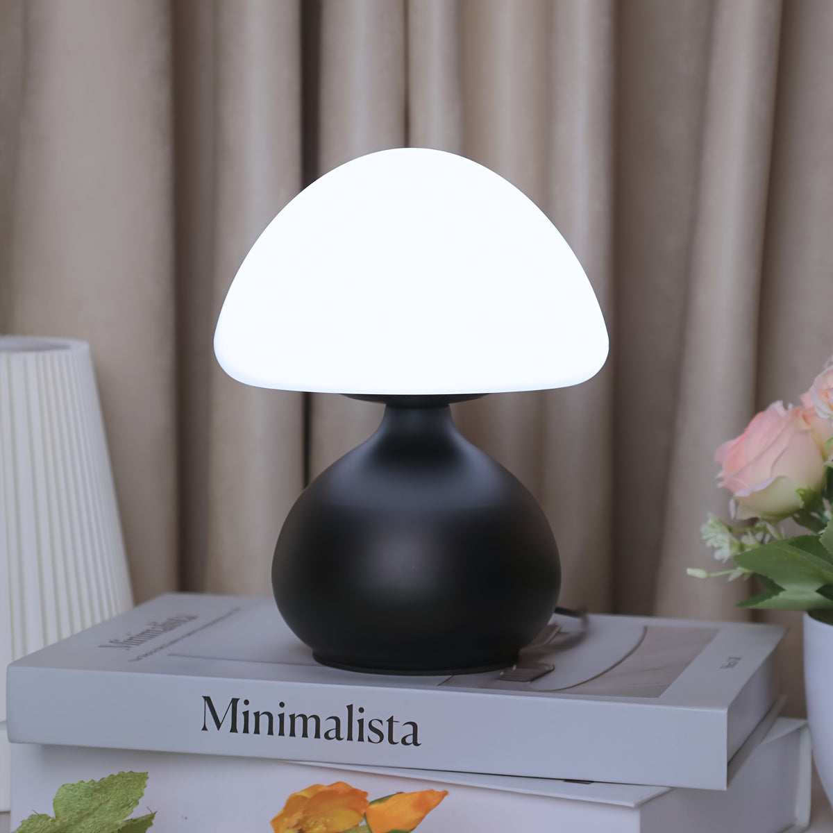 Mushroom LED Table Lamp — Dulune