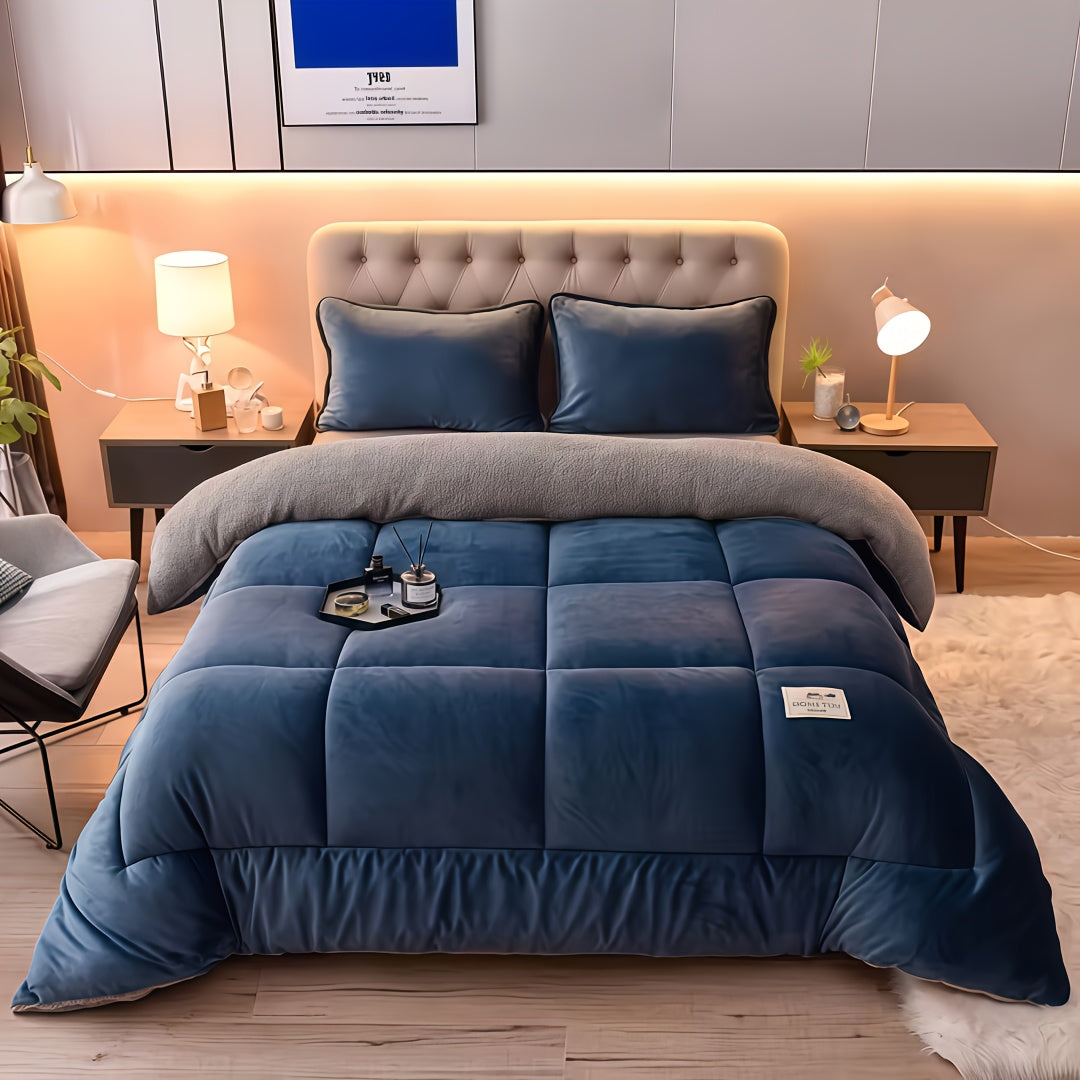 Thick Soft Blue Velvet Comforter — Dulune